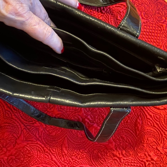 Beautiful exquisite genuine leather portfolio - Picture 9 of 16